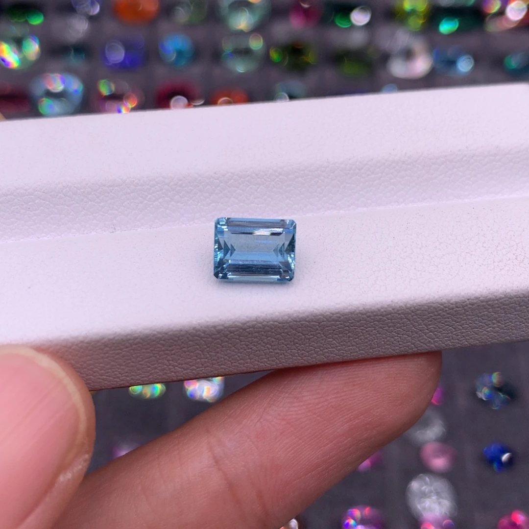 海蓝宝石裸石未镶嵌