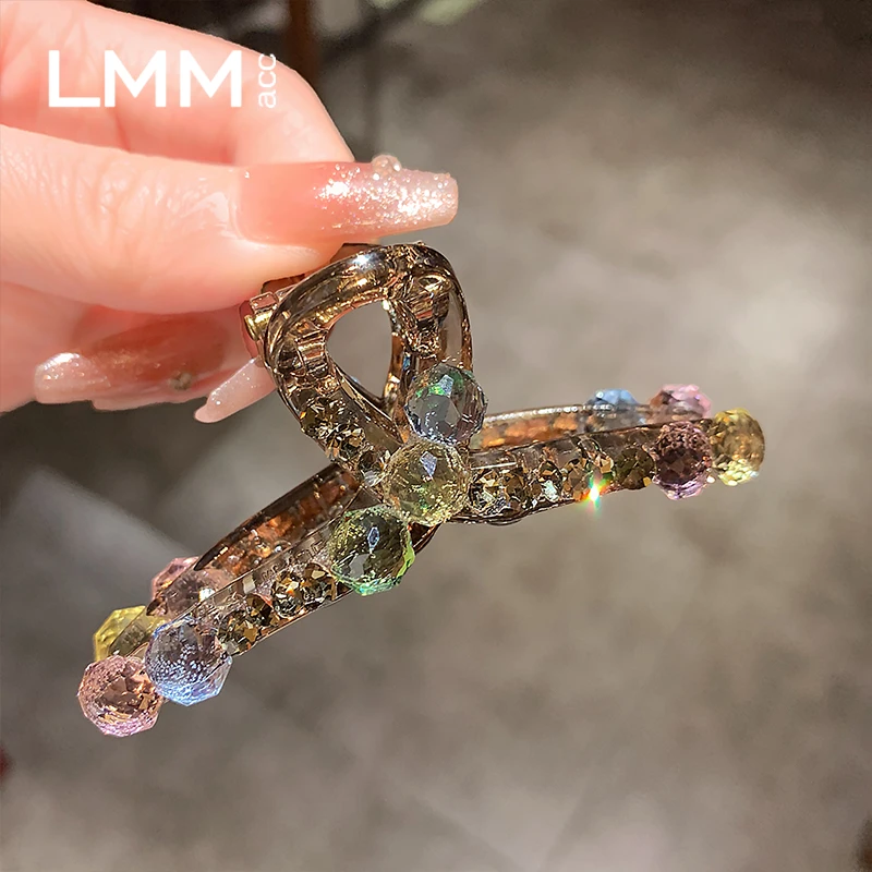 春夏新款轻奢时尚彩色水晶抓夹女后脑勺半扎发夹鲨鱼夹头饰