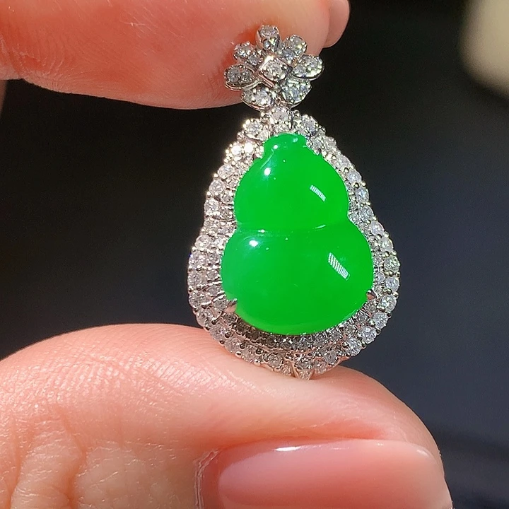 翡翠18K金镶嵌吊坠(不含链)