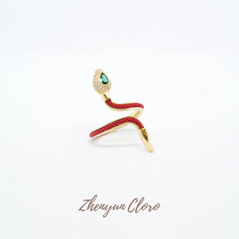 铜合金戒指 红绳镶钻绿锆石蛇戒指 AD45036