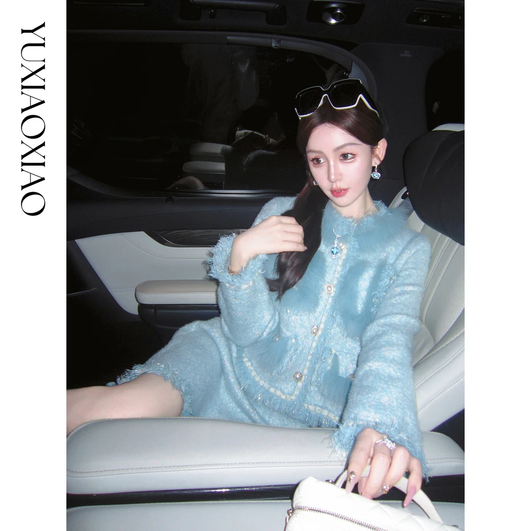 余潇潇【香阀世家】重工时髦提花毛衣拉毛流苏小香风拼狐狸毛套装