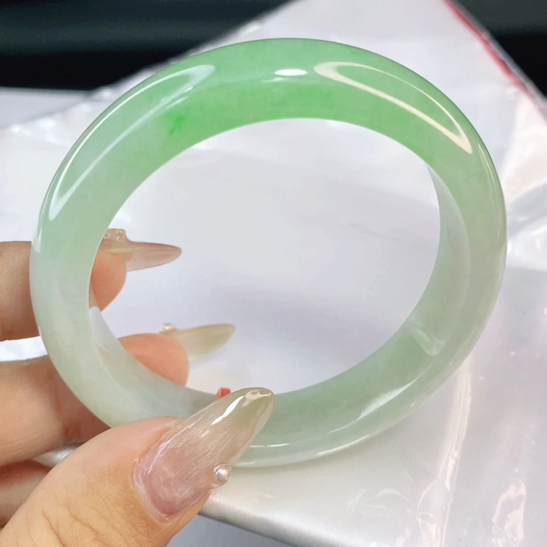 翡翠手镯未镶嵌@***?53圈