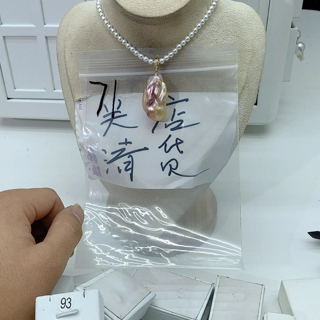 淡水珍珠颈饰合金