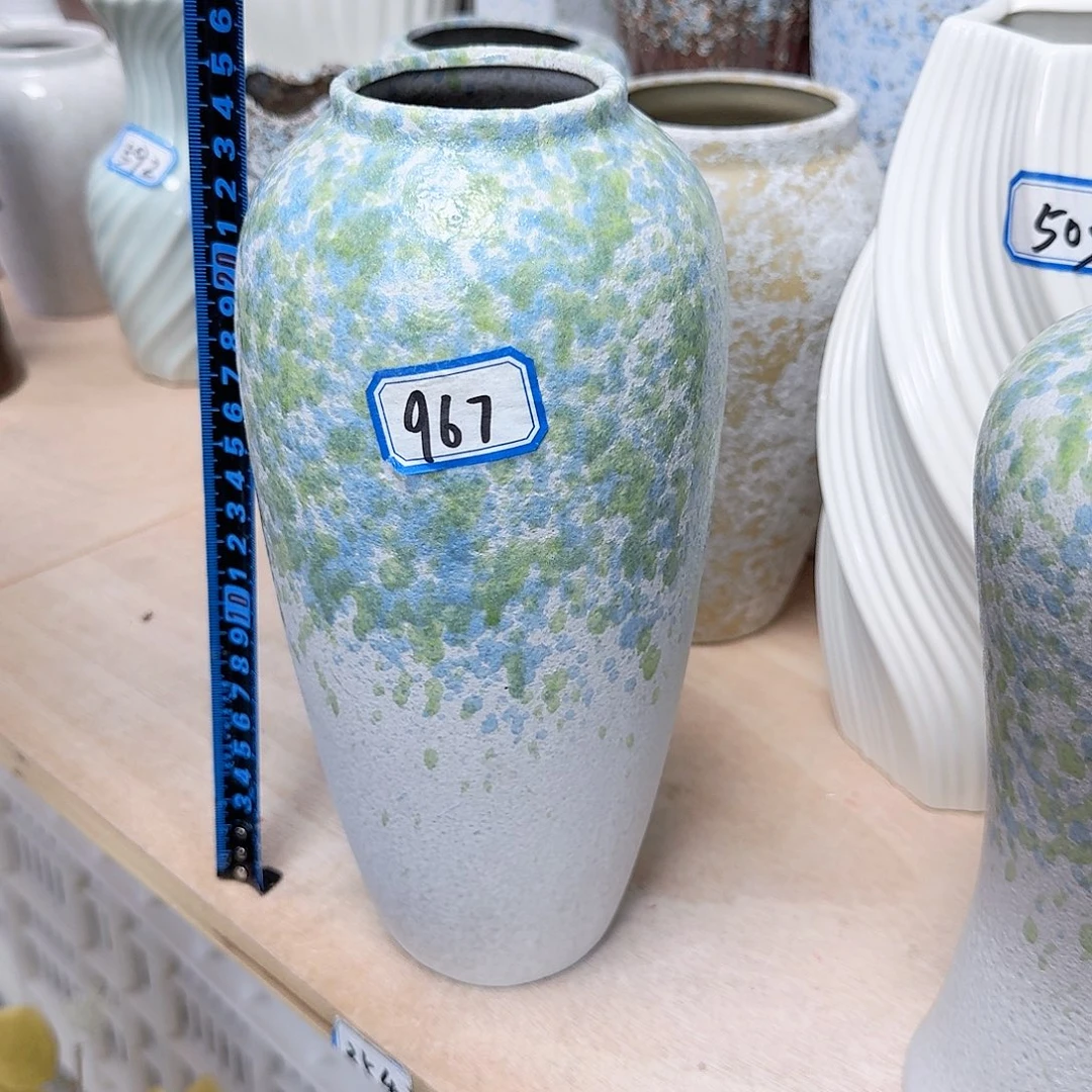 967号陶瓷高25厘米一个