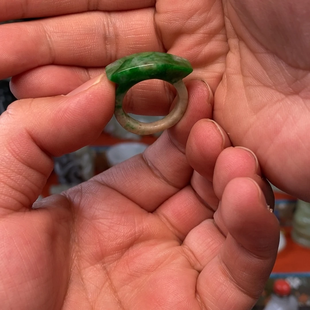 紅***楓翡翠未镶嵌挂件翡翠戒指一个2.号一个