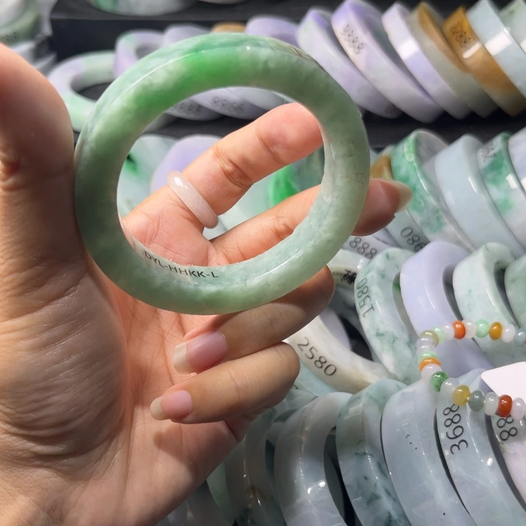 定制翡翠手镯未镶嵌