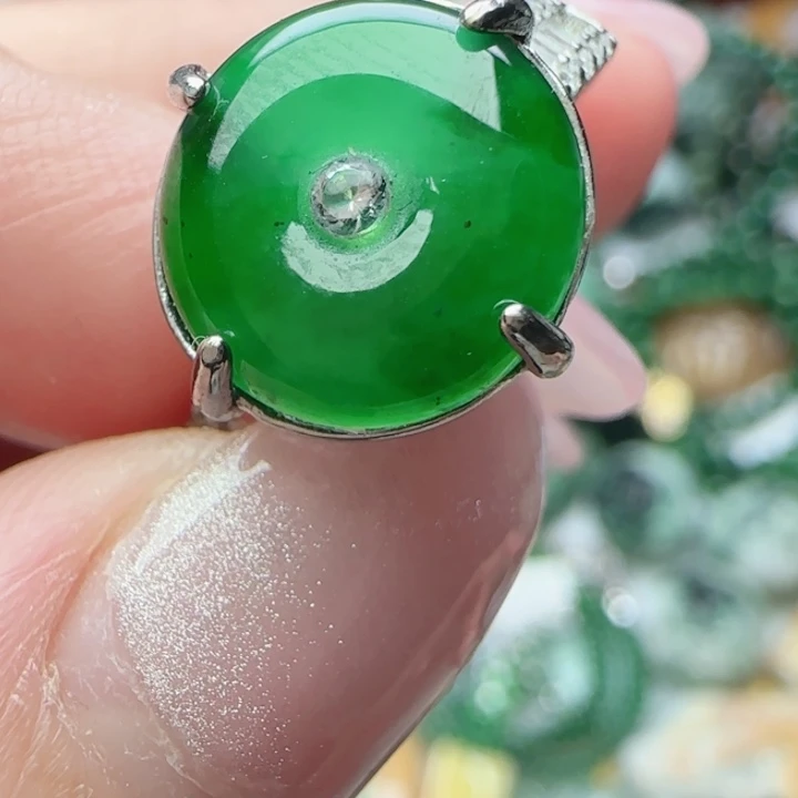 翡翠未镶嵌颈饰天然A货118