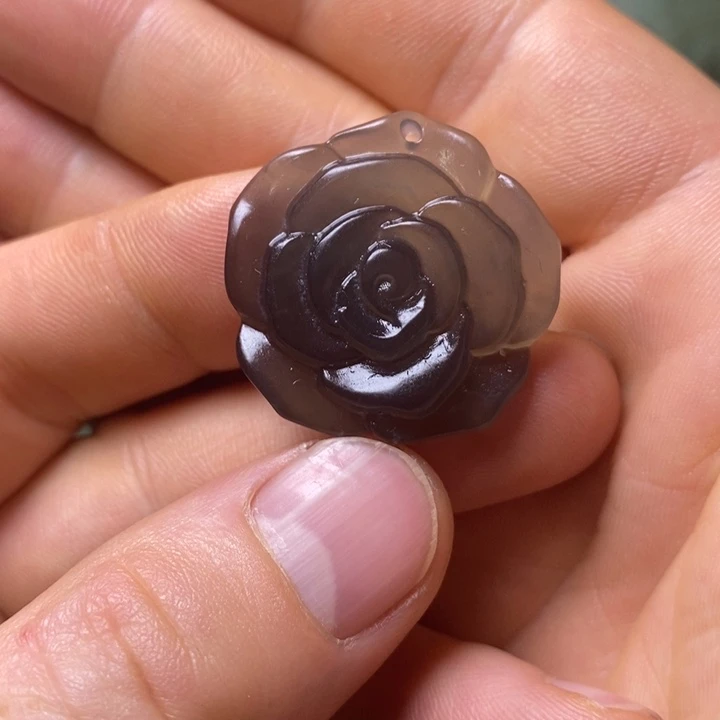 岫玉岫玉颈饰未镶嵌