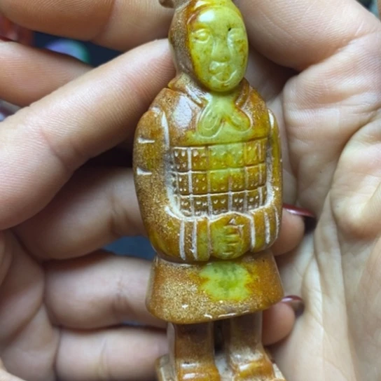 和田玉（糖玉）挂件未镶嵌