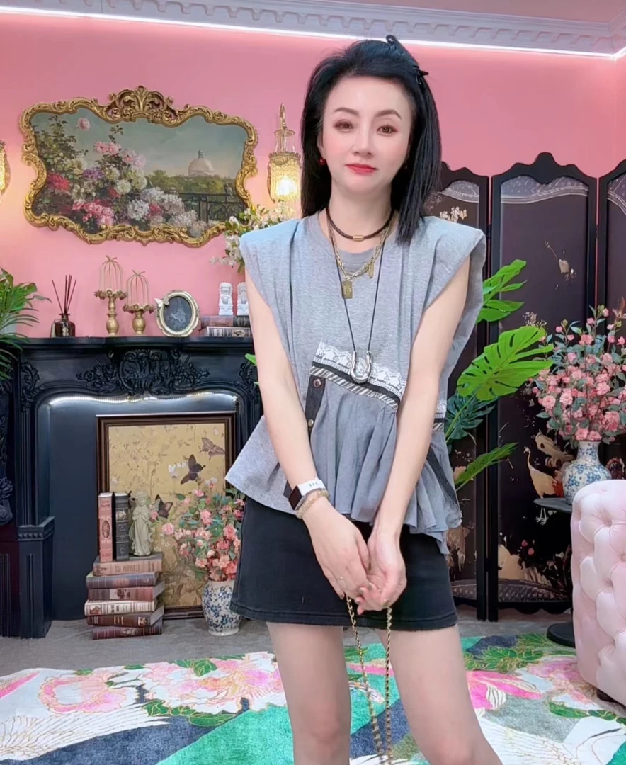 筱欧货立体刺绣设计款图案马甲女新款宽松百搭J3885