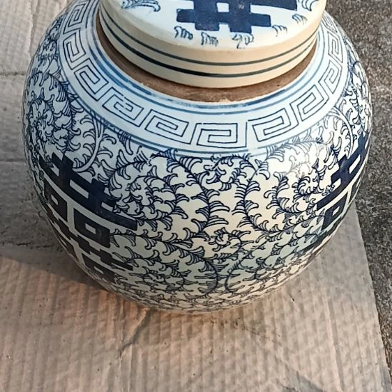 瓷片，，，，，，，，，。。。。。，，