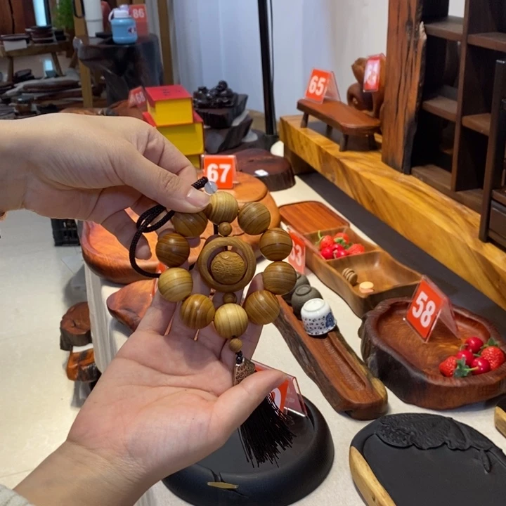 崖柏车挂件浮力品