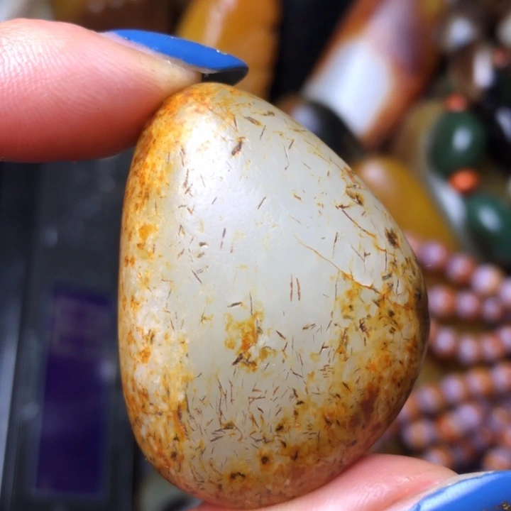 和田玉未镶嵌珠宝奇石