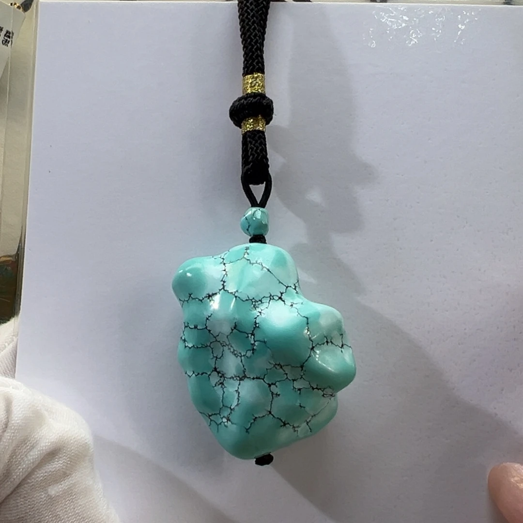 绿松石未镶嵌挂件