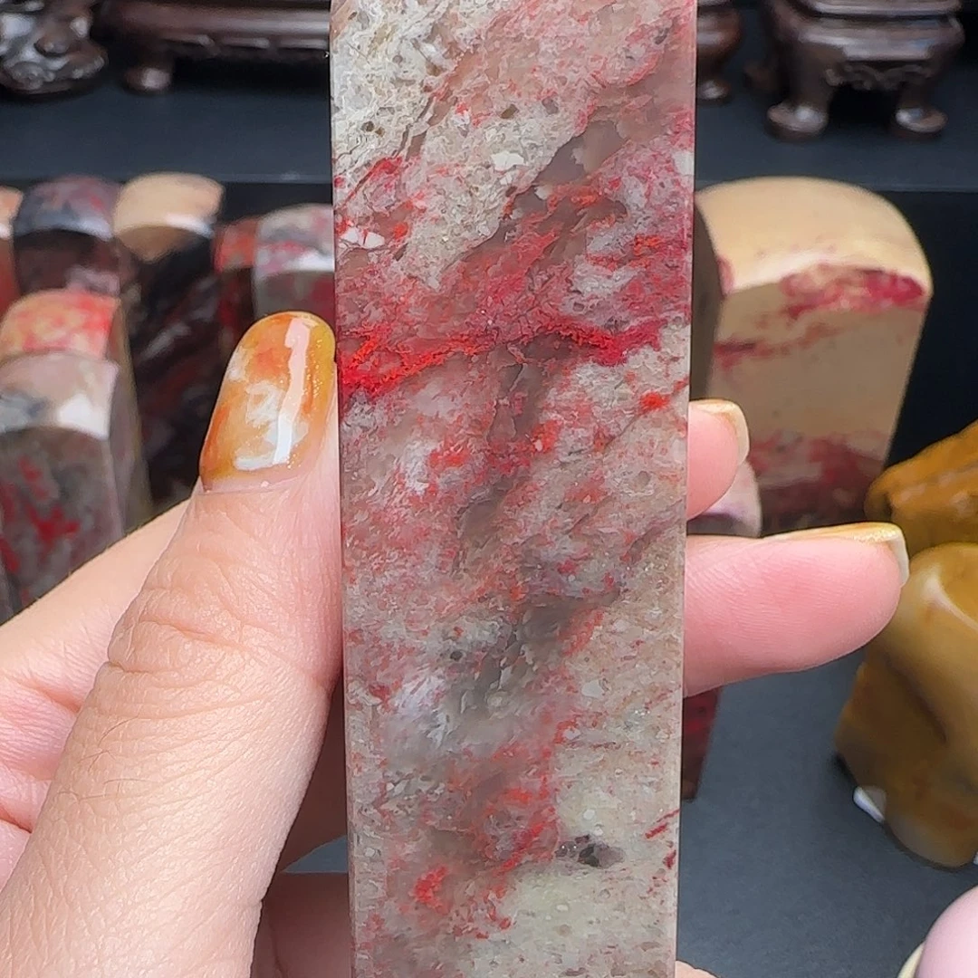 昌化石昌化鸡血石