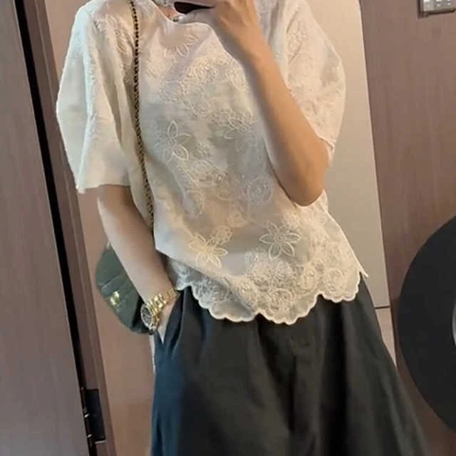 大码法式别致短袖蕾丝衬衫女夏季新款微胖mm显瘦宽松绝美小衫上衣