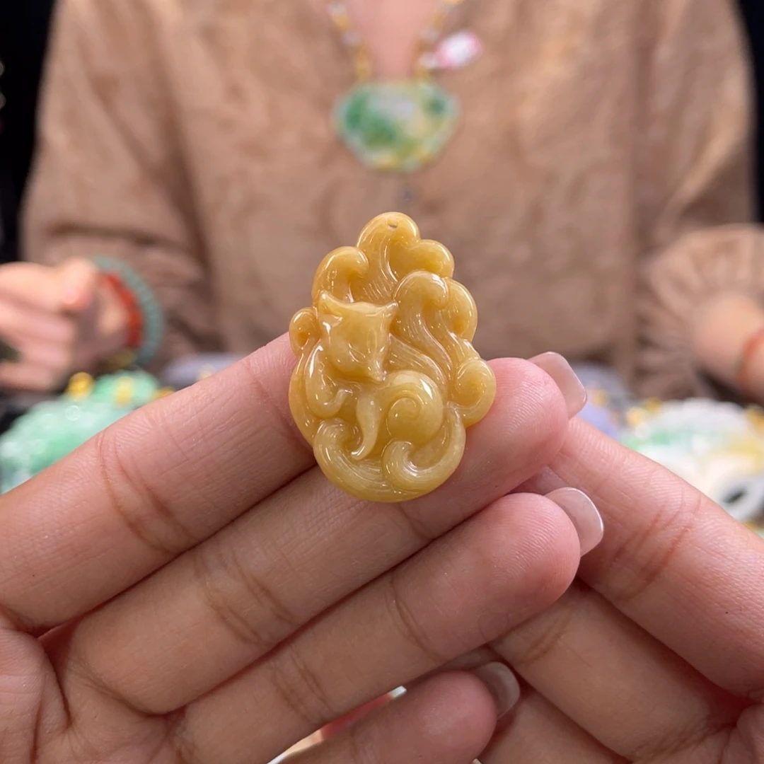 翡翠颈饰未镶嵌代编织