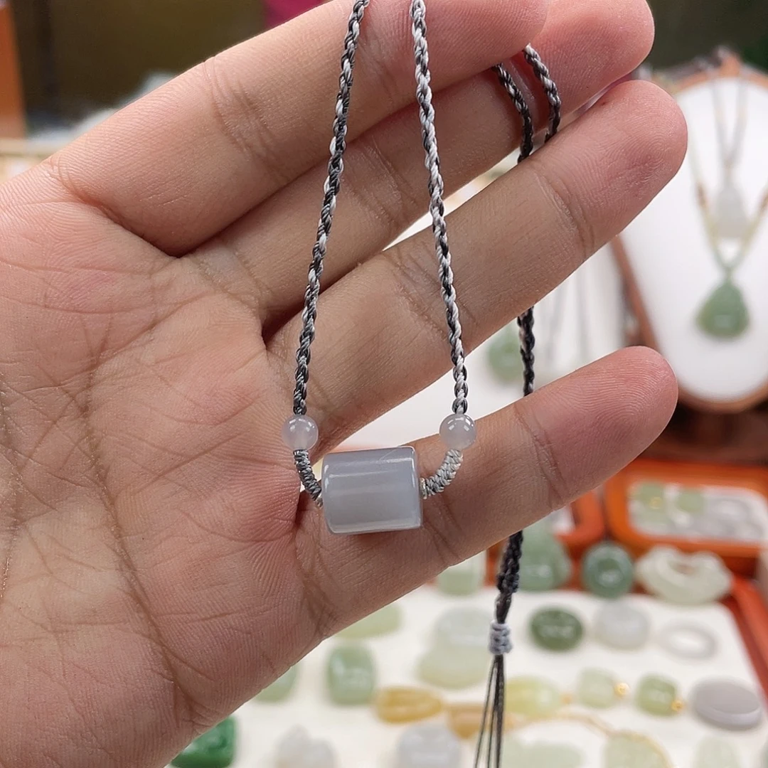 妹***尺颈饰未镶嵌和田玉