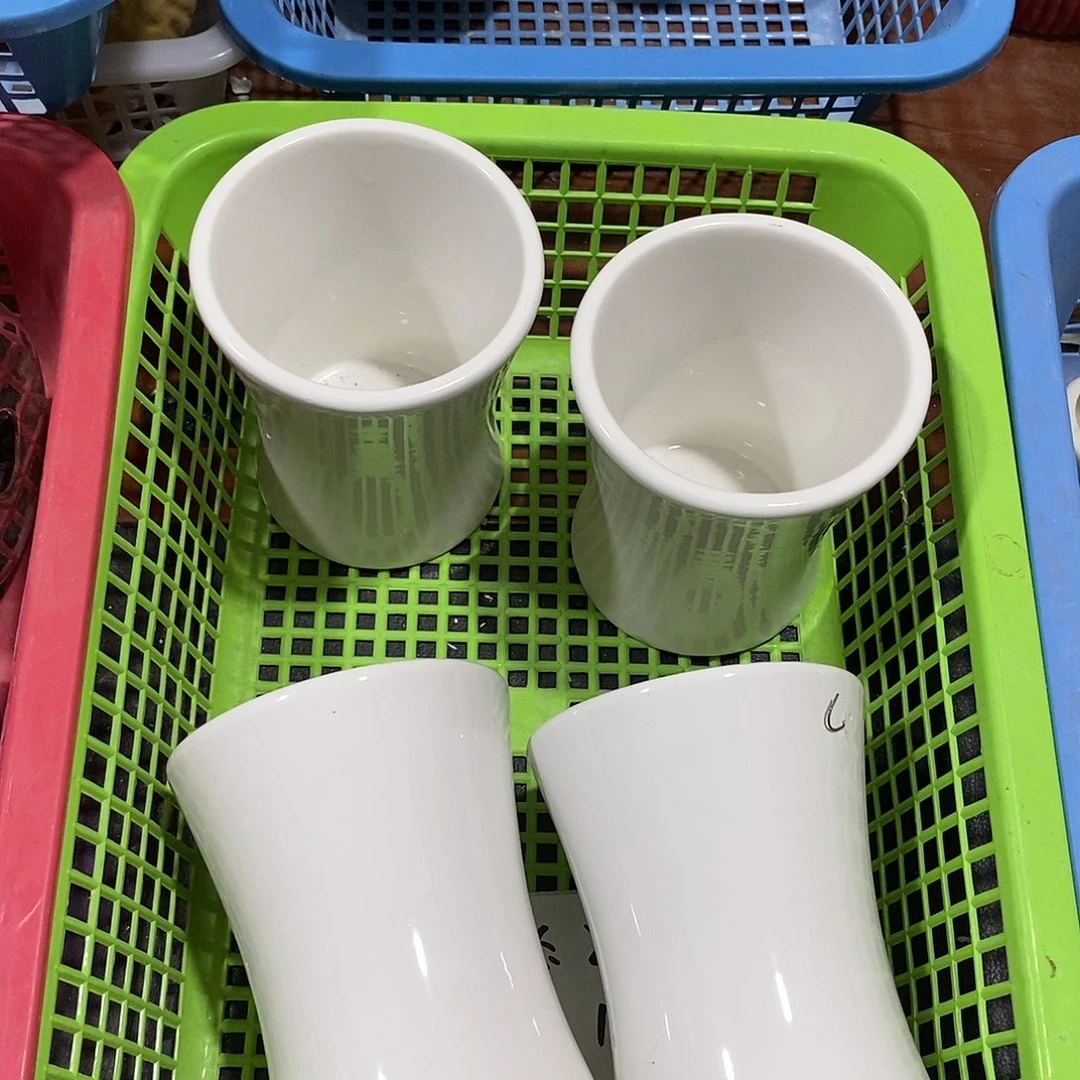 摆件陶盆有孔 瑕疵介意勿拍