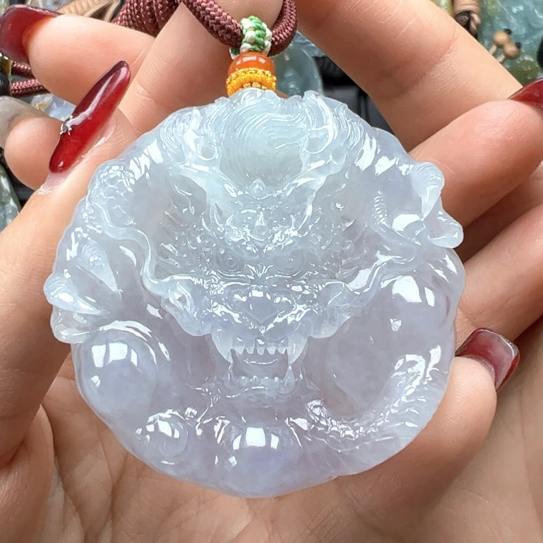 翡翠颈饰未镶嵌龙