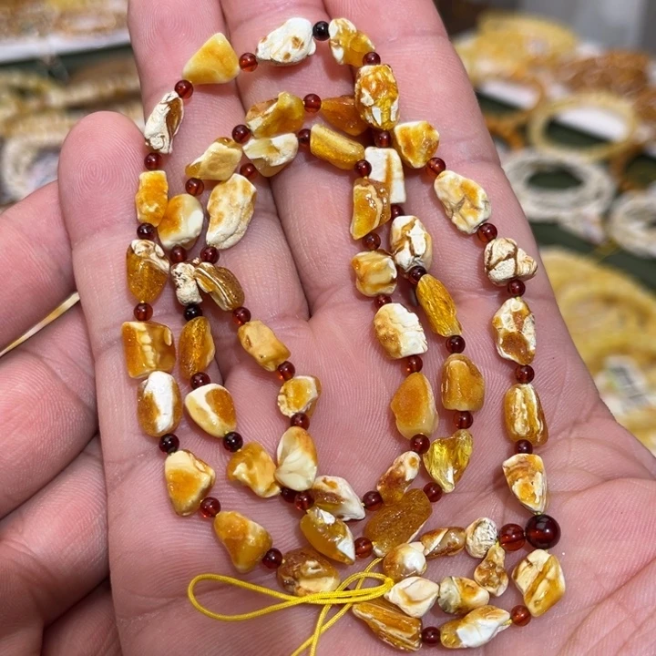 琥珀未镶嵌手链松香味浓郁瓷白溶洞妖花随形7.4mm