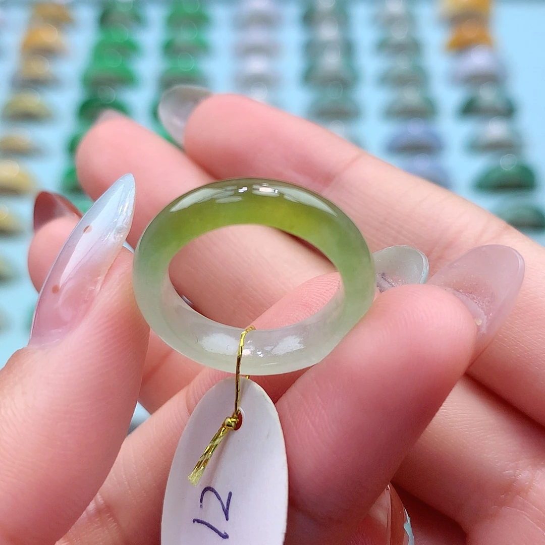 未镶嵌戒指翡翠12圈