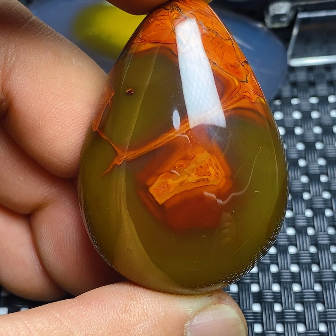 玛瑙/玉髓颈饰未镶嵌易*