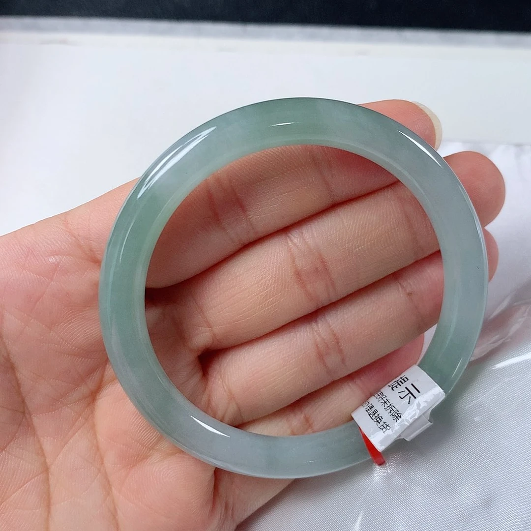 翡翠手镯未镶嵌①④⑥