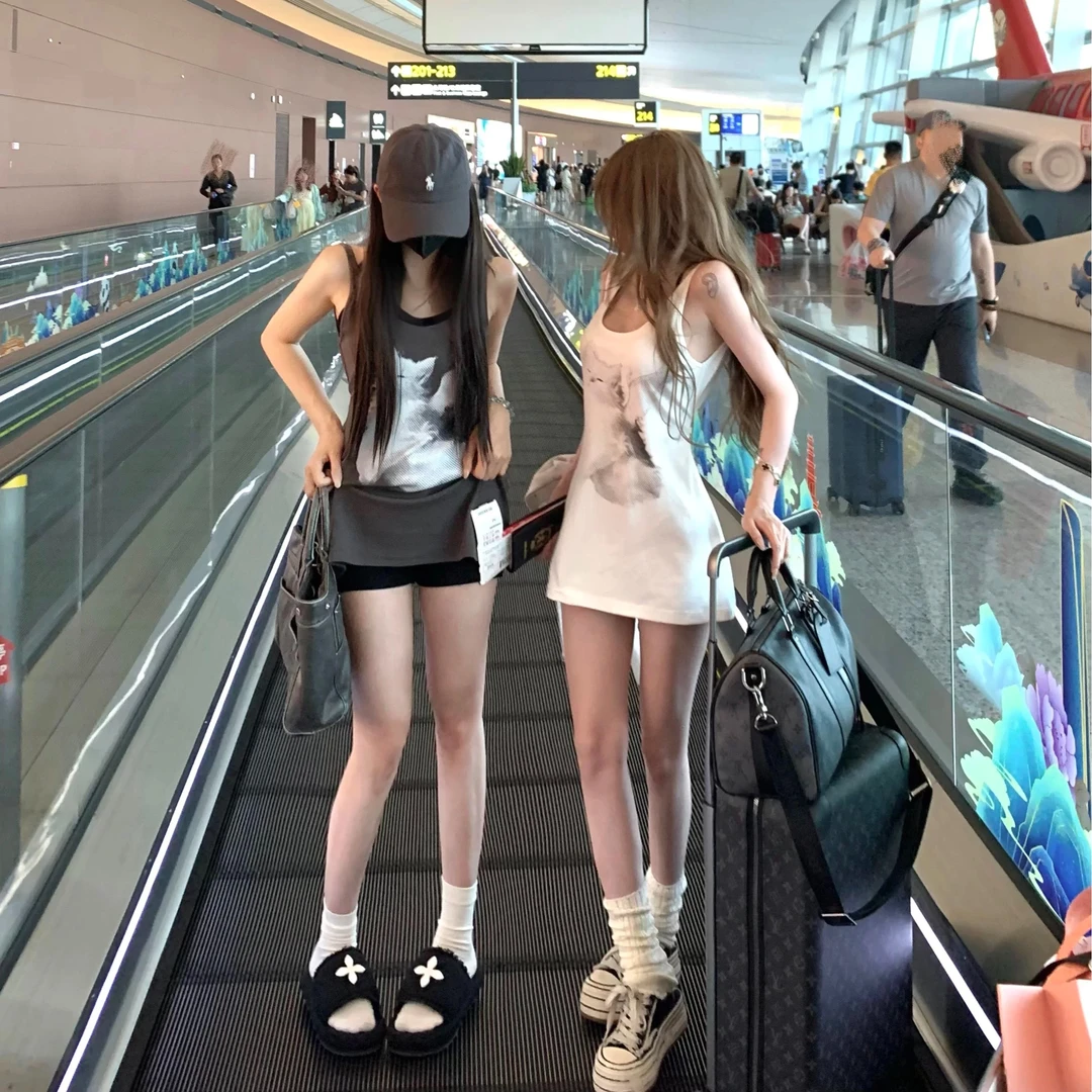 2025夏季新款时尚连衣裙纯欲大领口两穿吊带背心裙猫咪印花连衣裙