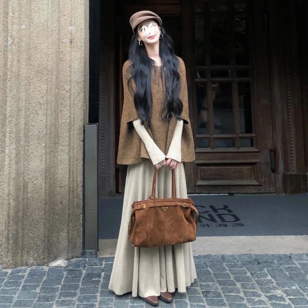 斗篷披肩外套打底连衣裙子女2026新款韩系秋冬穿搭巨好看套装长裙