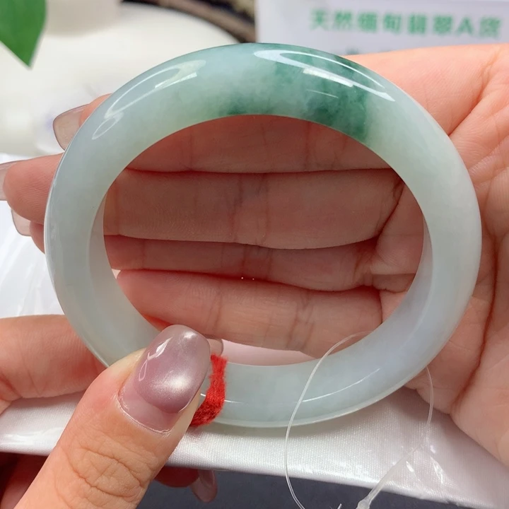 未镶嵌手镯翡翠小*飘花