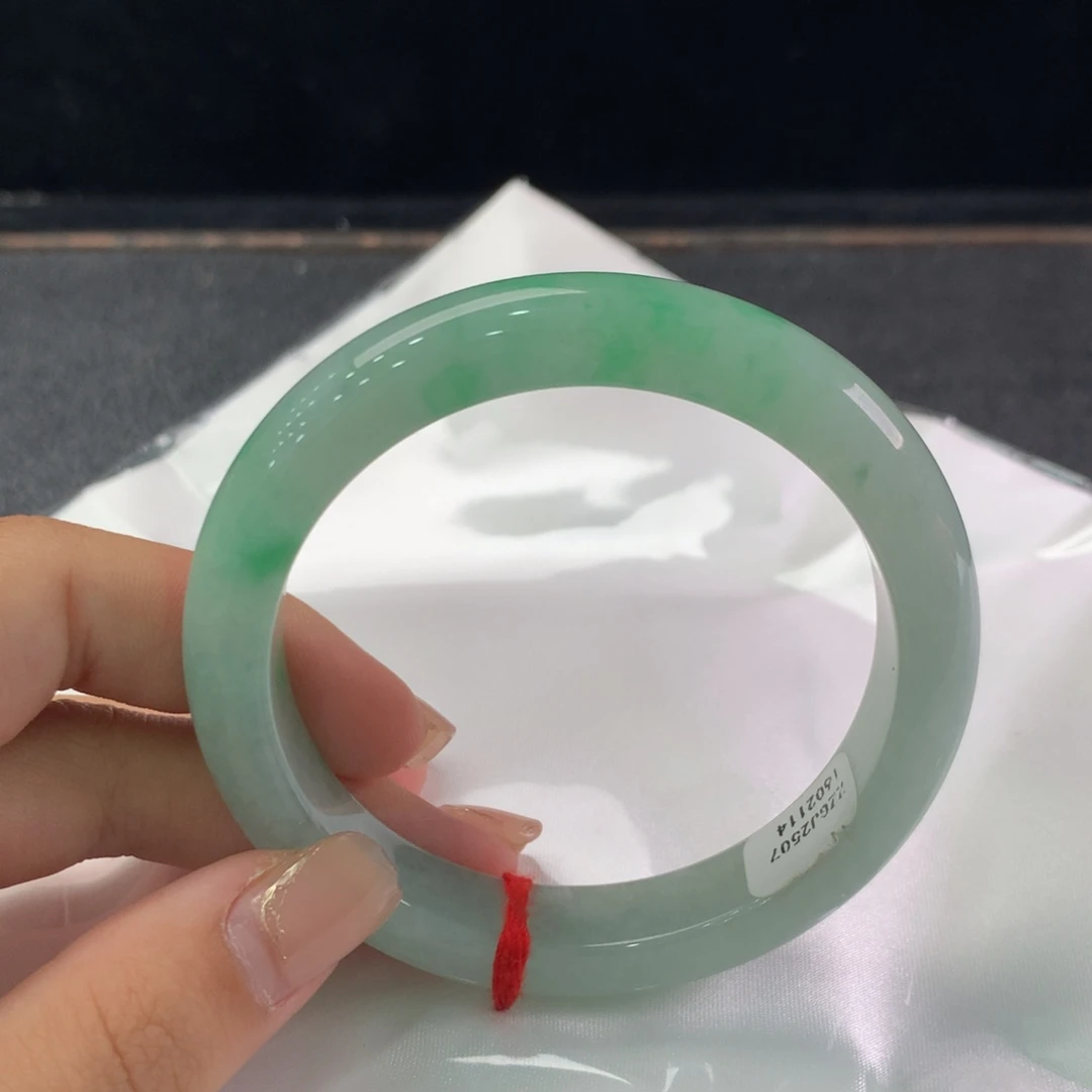 未镶嵌手镯翡翠缅甸A货翡翠 冰飘阳绿56 57