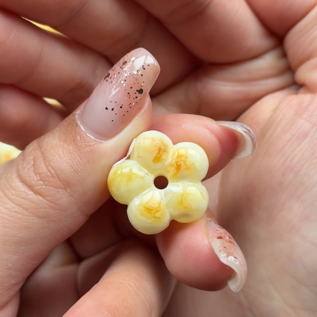 琥珀未镶嵌裸石蜜蜡