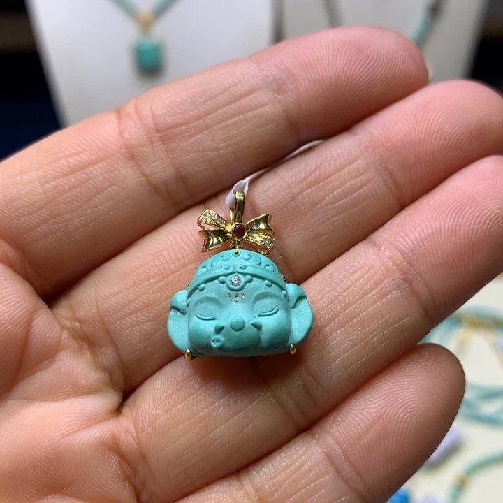 绿松石18K金镶嵌挂件