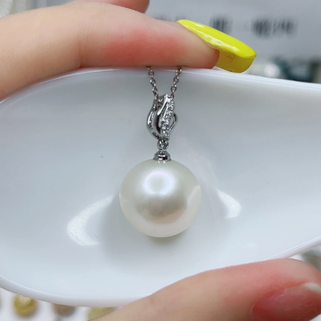 淡水珍珠合金吊坠(赠链)