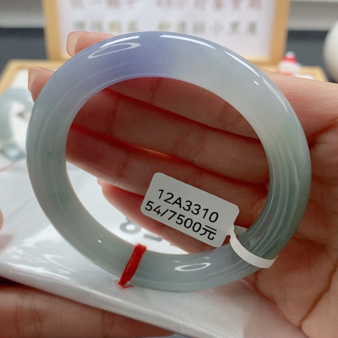 翡翠手镯未镶嵌天然A货翡翠手镯