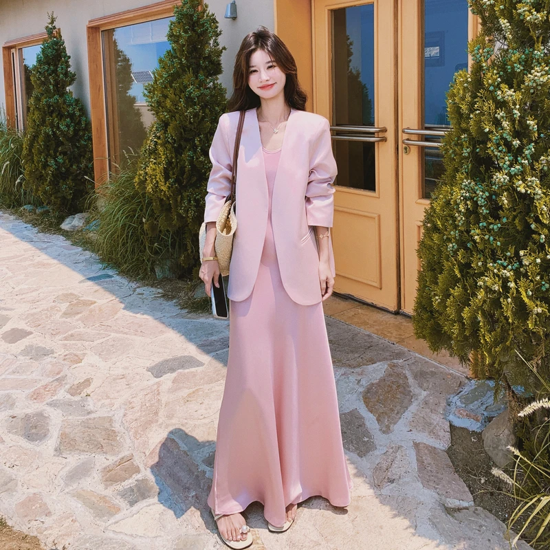 高级感穿搭粉色西装时尚套装2025年春秋新款气质显瘦连衣裙两件套