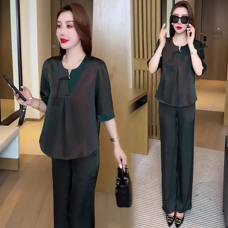 女2025夏季新款洋气显瘦盘扣时尚别致冰丝短袖上衣阔腿裤两件套潮