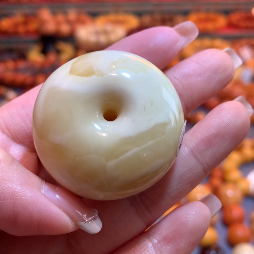 【闪购商品】未镶嵌吊坠(不含链)蜜蜡