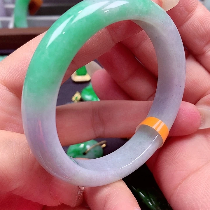 翡翠未镶嵌手镯翡翠手镯