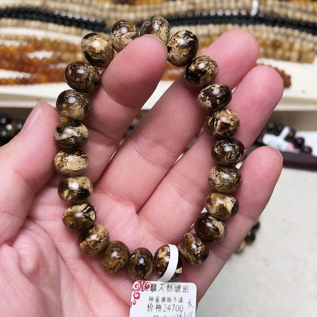 麦***子未镶嵌琥珀裸石十一70487