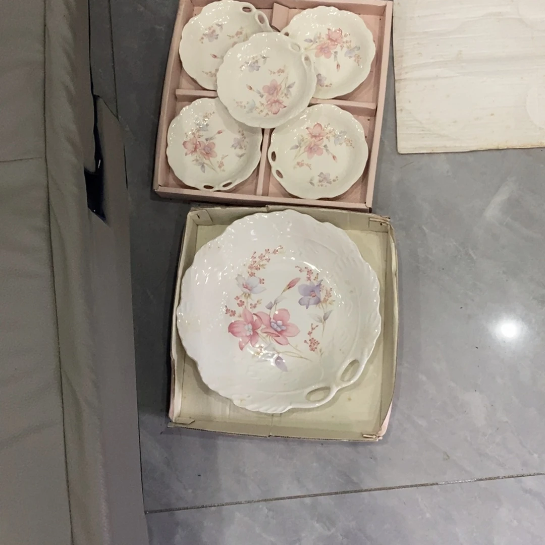 瓷片一切就变淡一些我想我