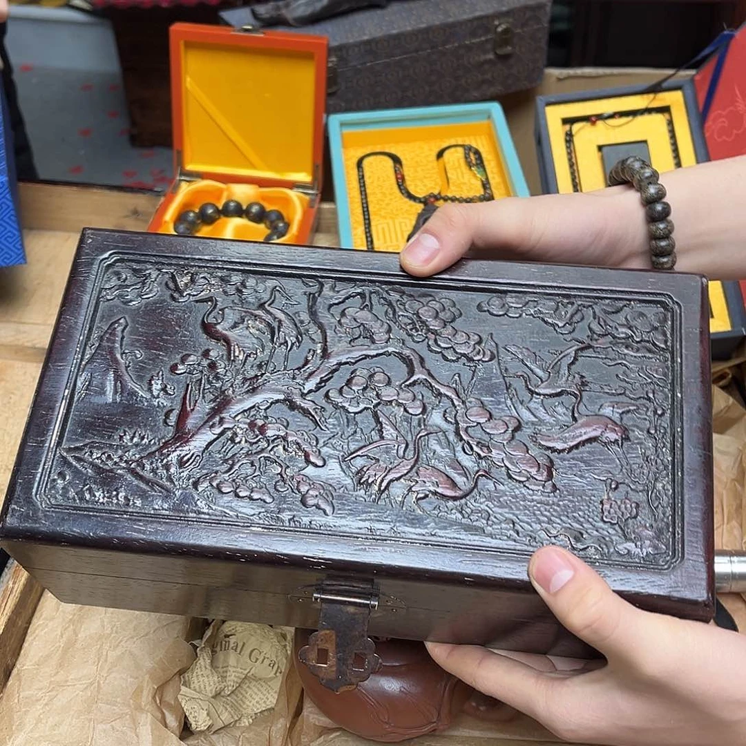 大叶紫檀（黑酸枝木类）