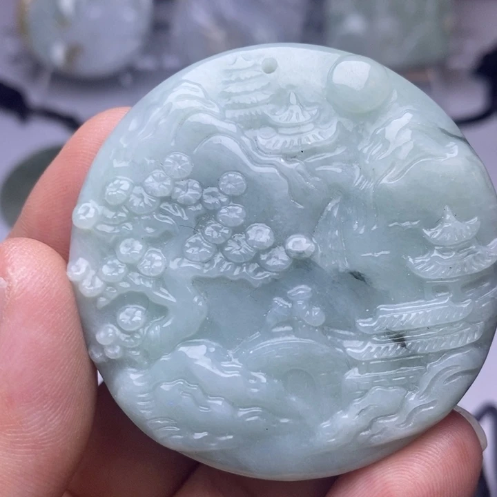 翡翠未镶嵌颈饰翡翠