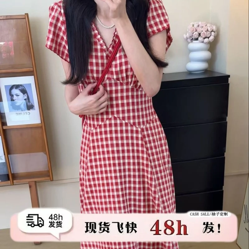山茶红格V领时尚格纹连衣裙小清新韩版长裙