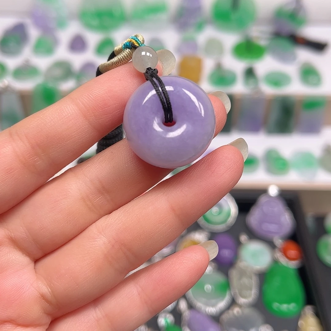 翡翠未镶嵌颈饰吊坠