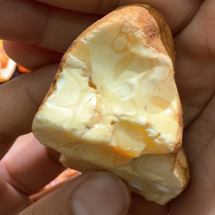 定制琥珀未镶嵌管***儿专拍