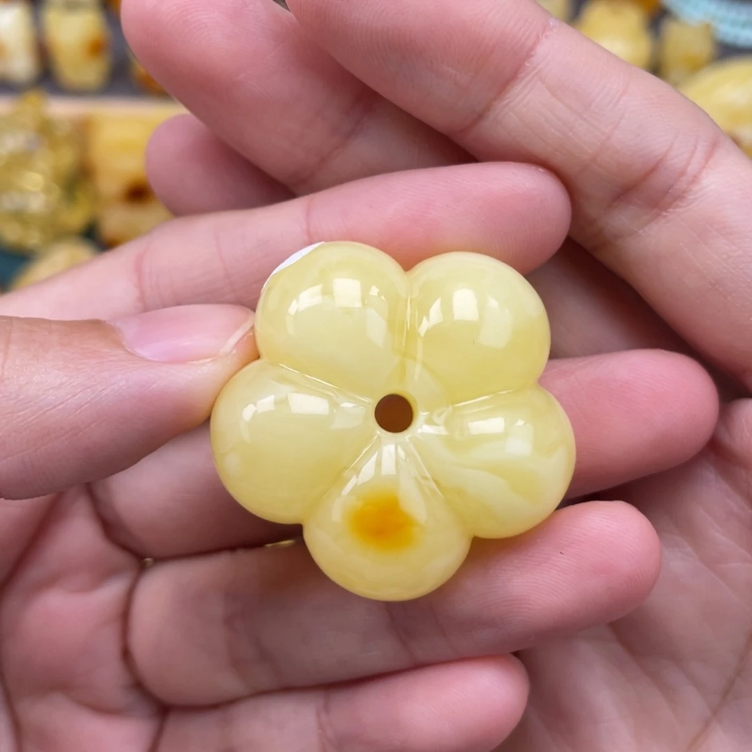 裸石琥珀未镶嵌蜜蜡