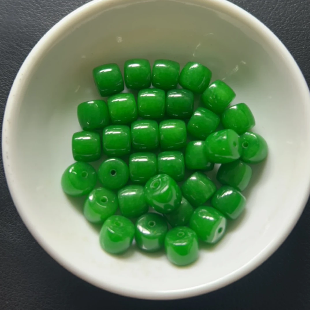 【散珠批发】w3297菠菜绿老型8×6mm*20颗