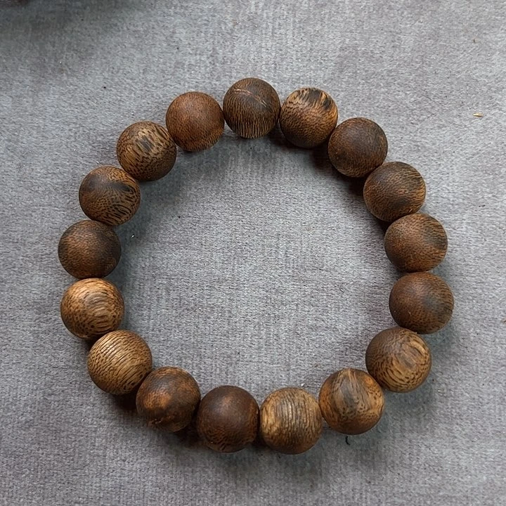 沉香手串老*海南奇楠